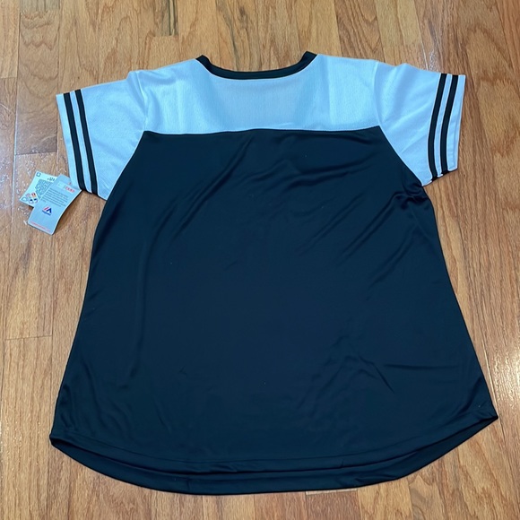 Woman’s shirt sleeve 1x Majestic San Francisco Giants top sparkle NWT Baseball - Picture 10 of 13